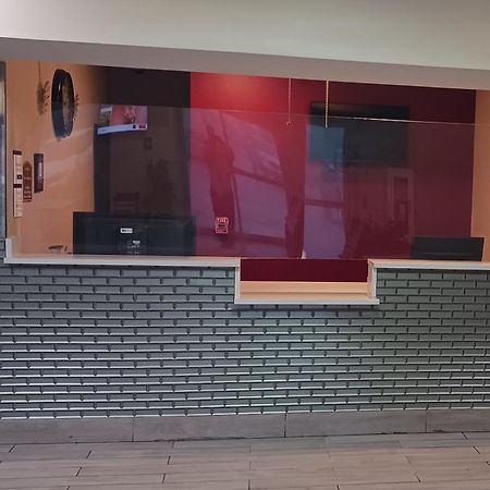 Red Roof Inn Батон-Руж Экстерьер фото